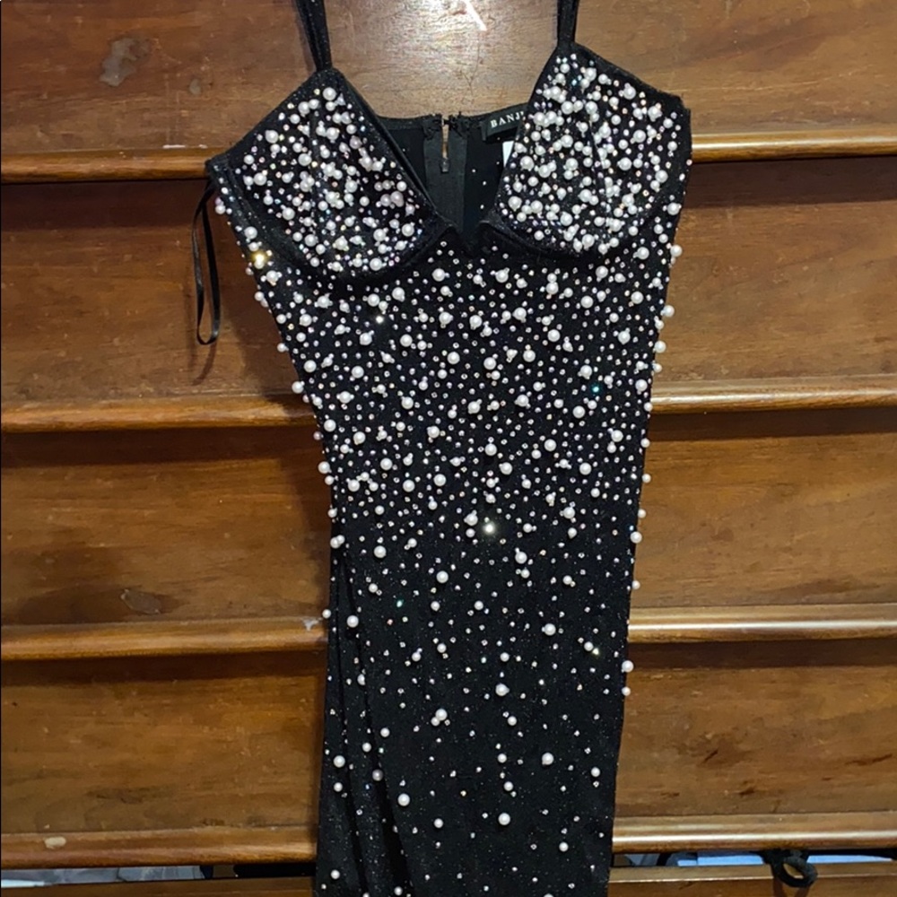 Luxury black pearl dress